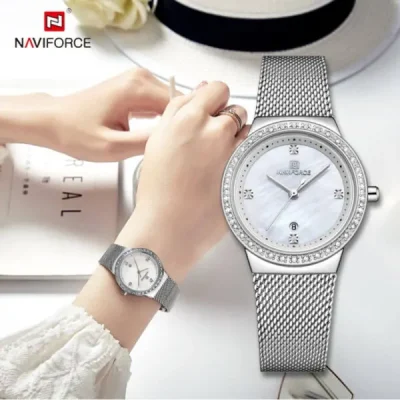 Top Đồng Hồ Nữ Dưới 1 Triệu Đáng Mua Nhất 2025: Vẻ Đẹp Thời Trang Không Cần Giá Cao